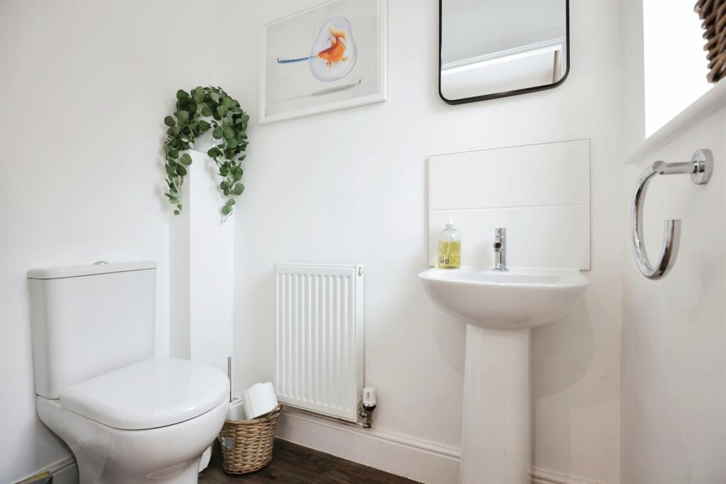 Additional property image - Jubilee Way, Bishops Tachbrook, Leamington Spa