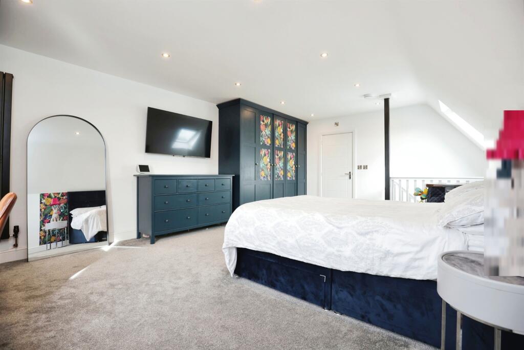 Additional property image - Jubilee Way, Bishops Tachbrook, Leamington Spa