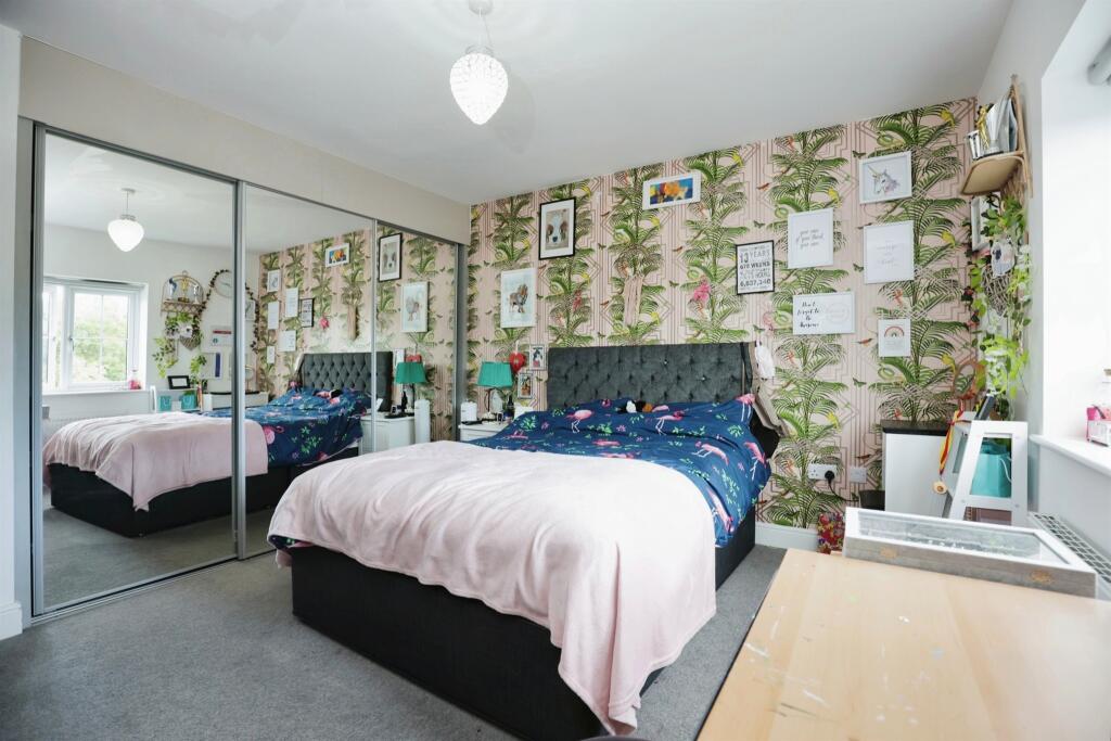 Additional property image - Jubilee Way, Bishops Tachbrook, Leamington Spa