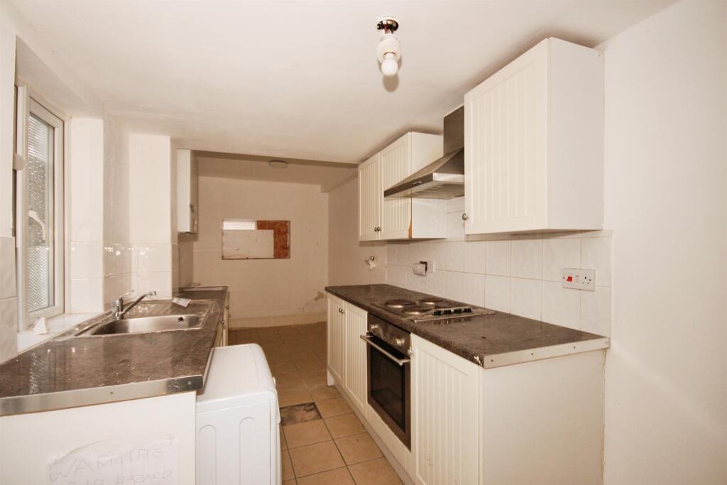 Additional property image - Eagle Street, Leamington Spa