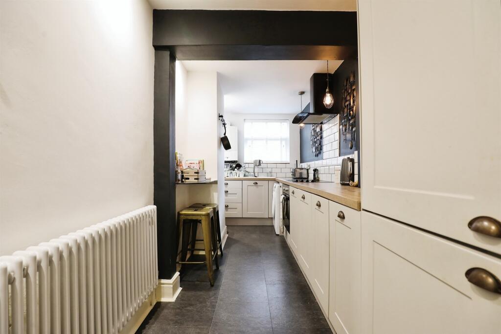 Additional property image - Russell Terrace, Leamington Spa