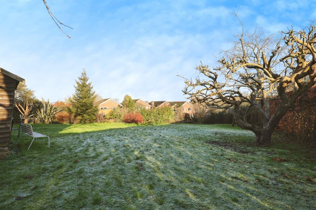 Additional property image - Farm Street, Harbury, Leamington Spa