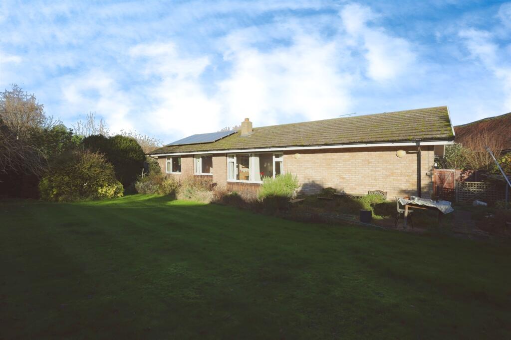 Additional property image - Vicarage Lane, Harbury, Leamington Spa