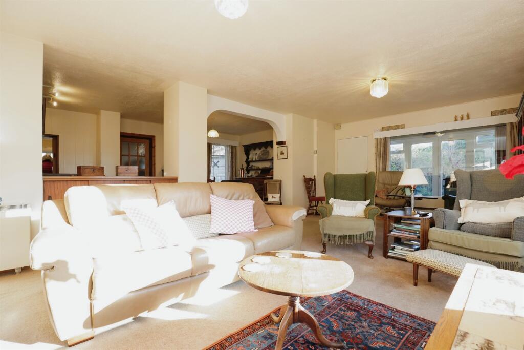 Additional property image - Vicarage Lane, Harbury, Leamington Spa