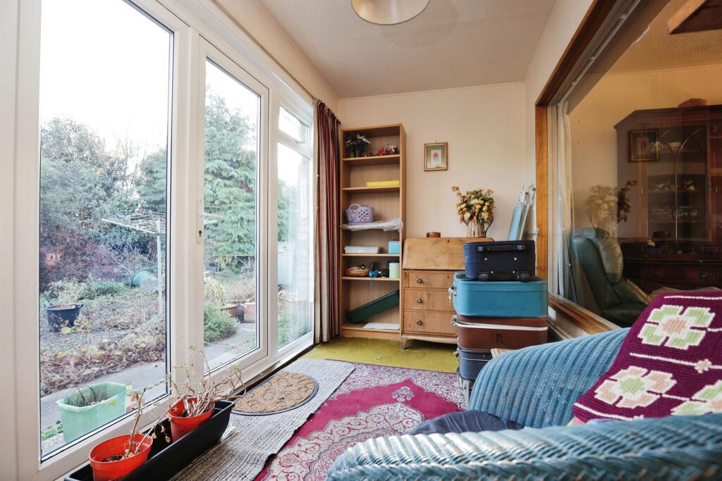 Additional property image - Vicarage Lane, Harbury, Leamington Spa