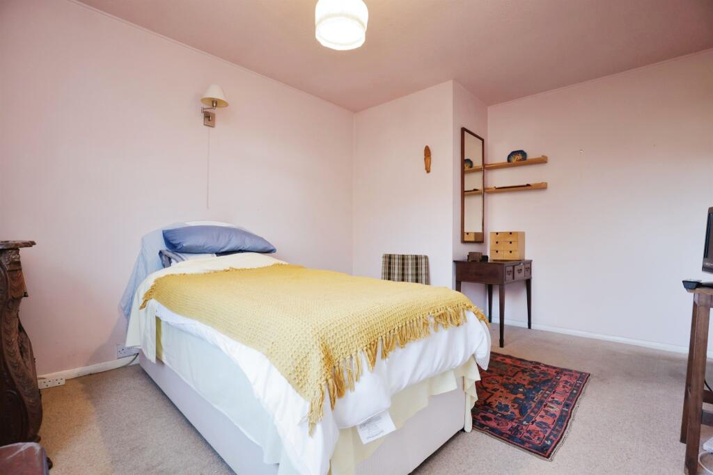 Additional property image - Vicarage Lane, Harbury, Leamington Spa