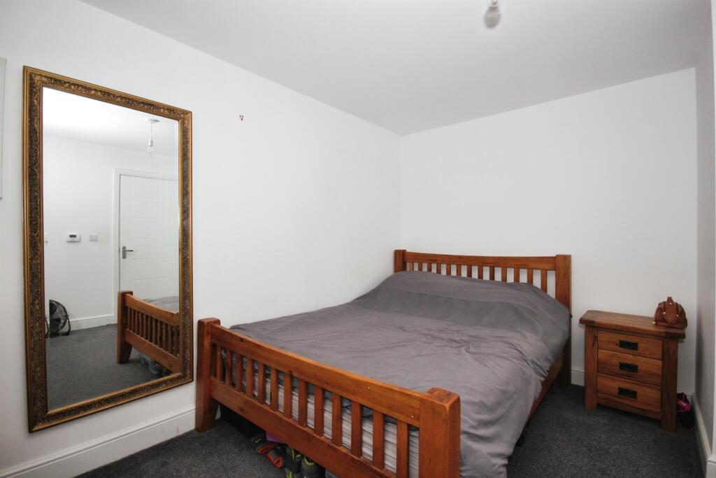 Additional property image - Foster Drive, Radford Semele, Leamington Spa
