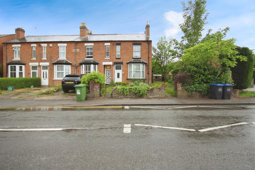 Main image of property: Heathcote Road, Whitnash, Leamington Spa