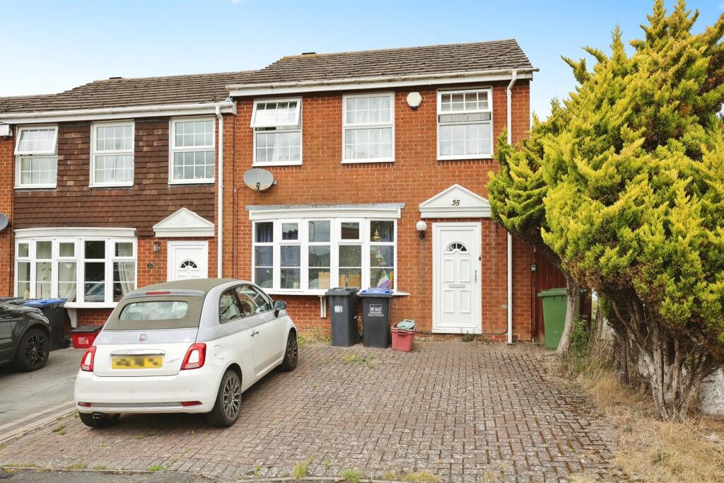Main image of property: Charnwood Way, Leamington Spa