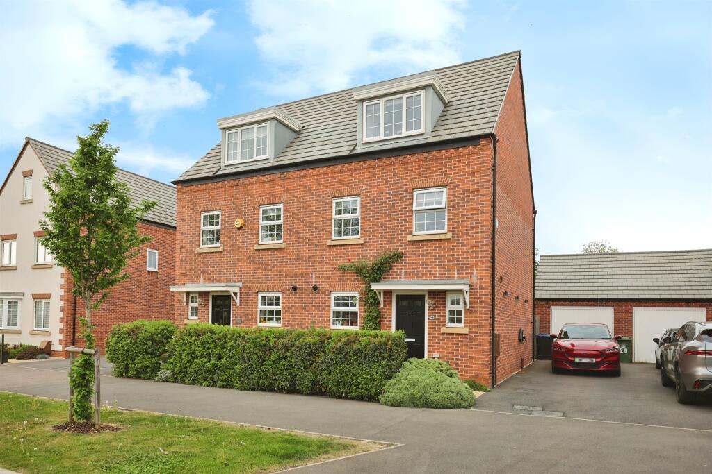 Main image of property: Peabody Way, Warwick