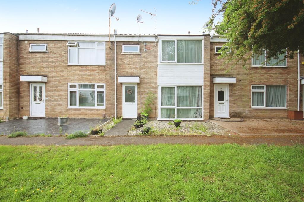 Main image of property: Harvest Hill Close, Leamington Spa