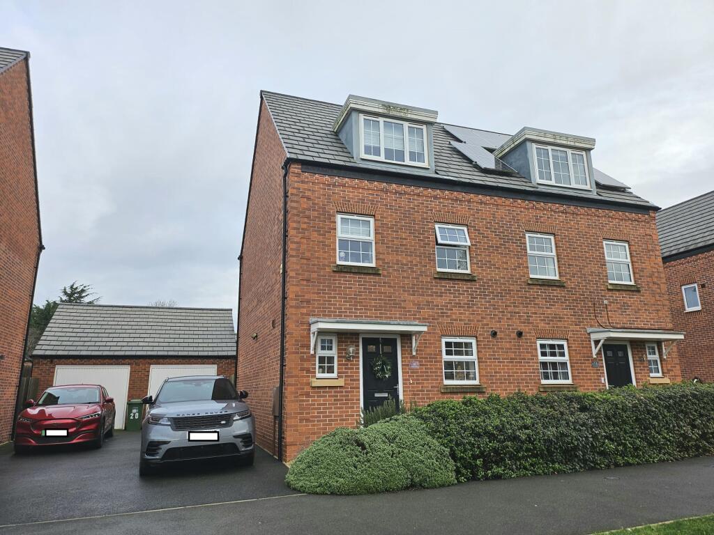 Main image of property: Peabody Way, Warwick