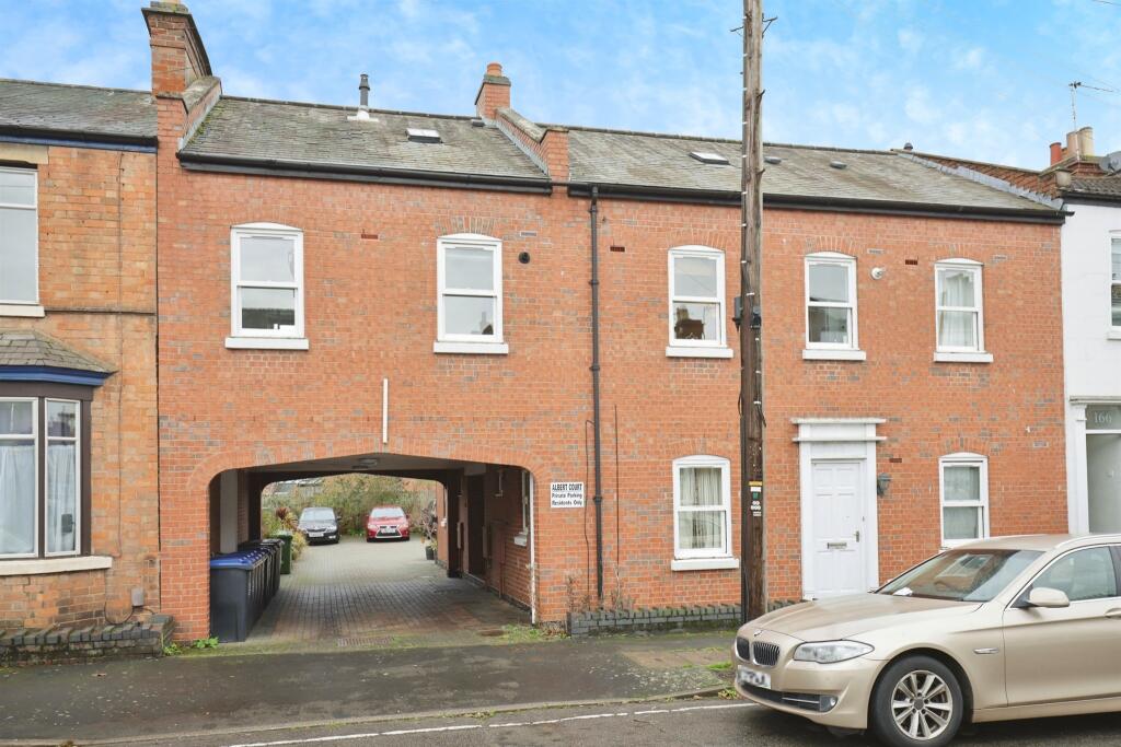 Main image of property: Leam Terrace, Leamington Spa