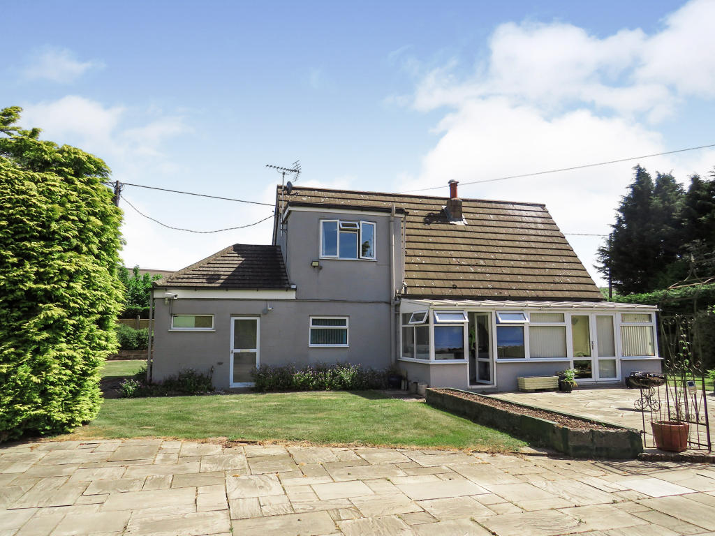2 bedroom detached house for sale in Oxford Road, Ryton On Dunsmore