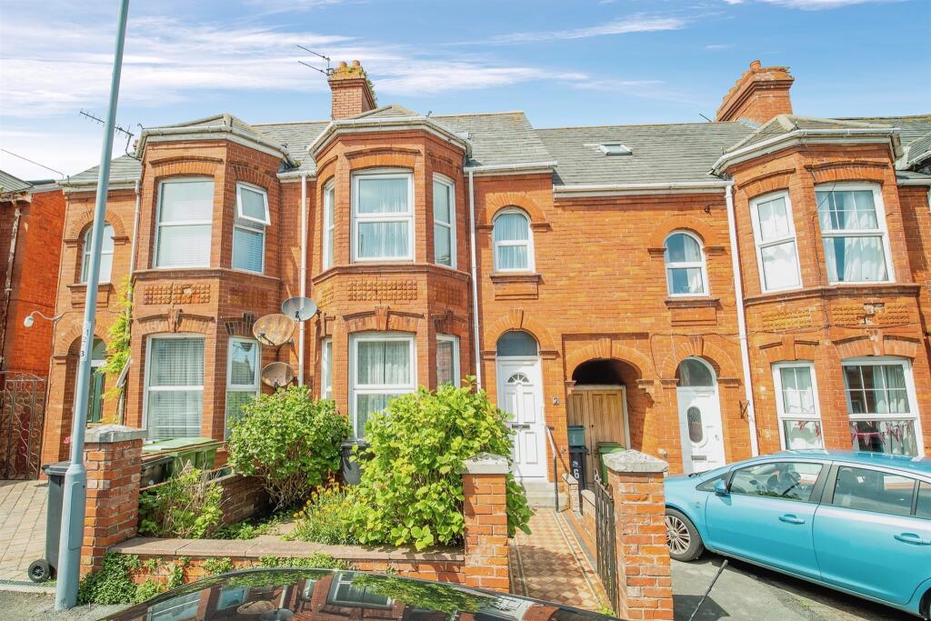 2 bedroom terraced house for sale in Milton Road, Weymouth, DT4