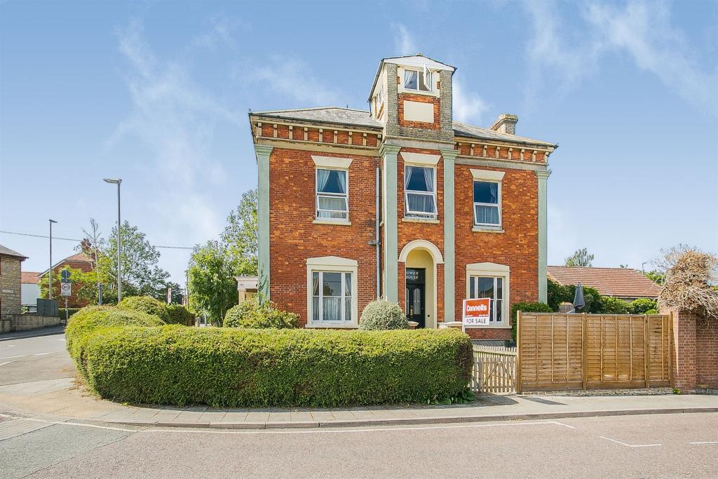 6 bedroom semidetached house for sale in Queen Street, Gillingham, SP8