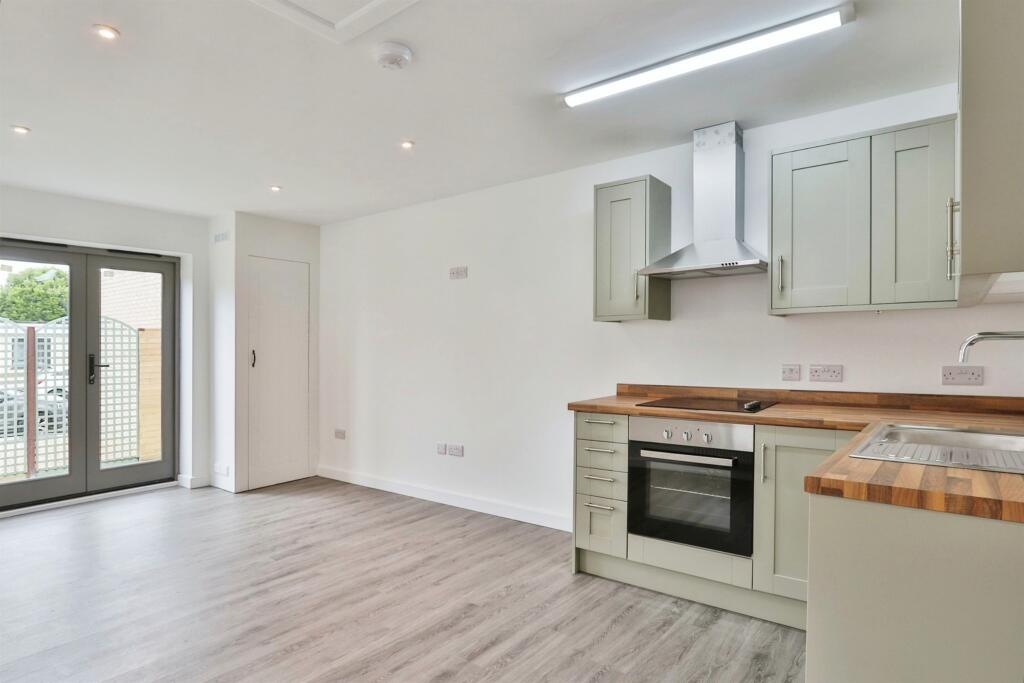 Additional property image - Christchurch Road, Bournemouth