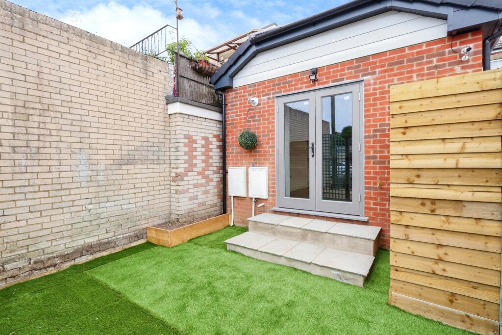 Additional property image - Christchurch Road, Bournemouth