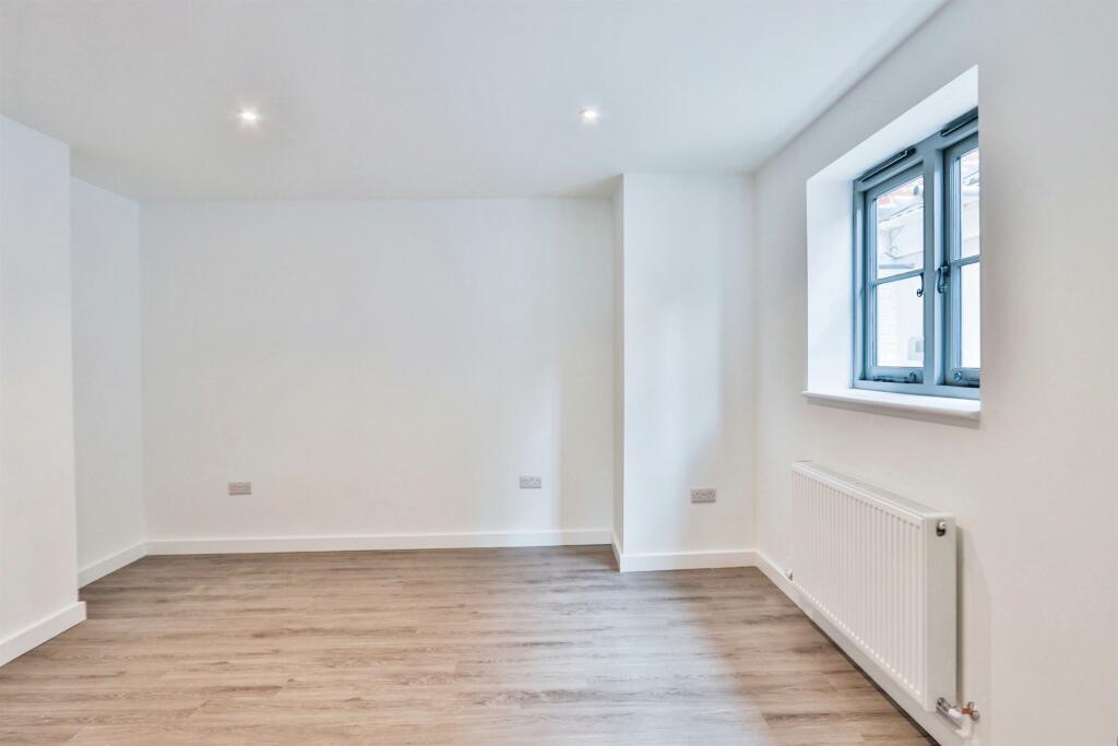 Additional property image - Christchurch Road, Bournemouth