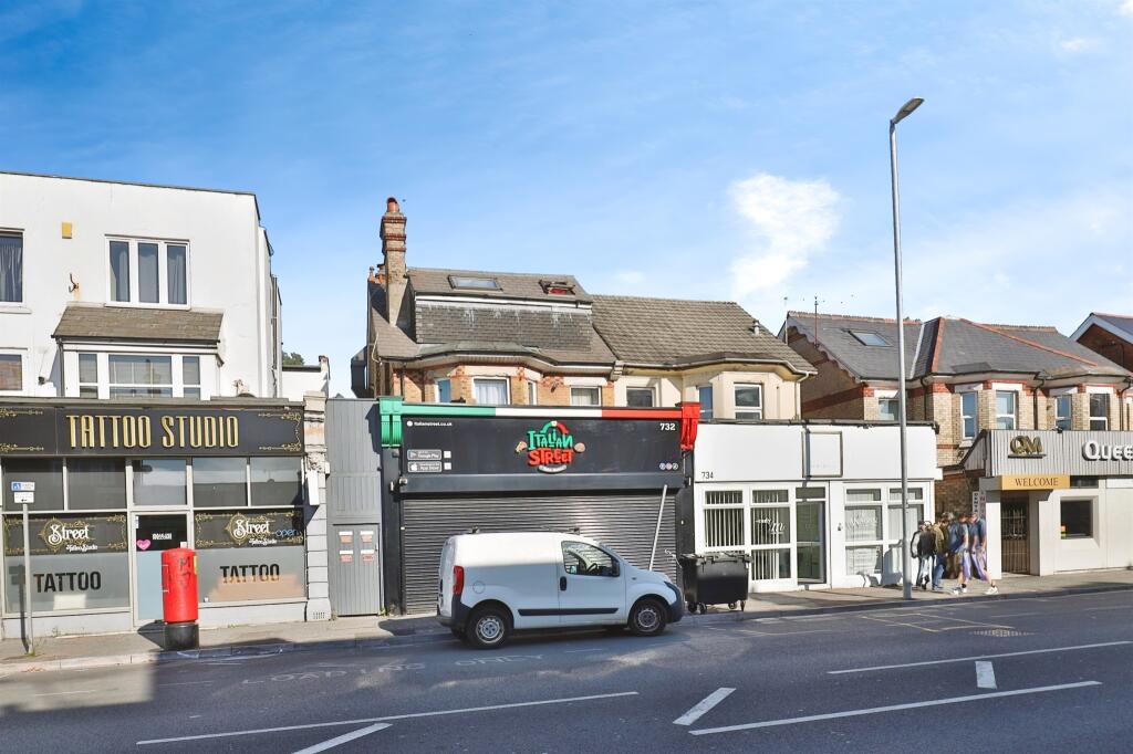 Main image of property: Christchurch Road, Bournemouth