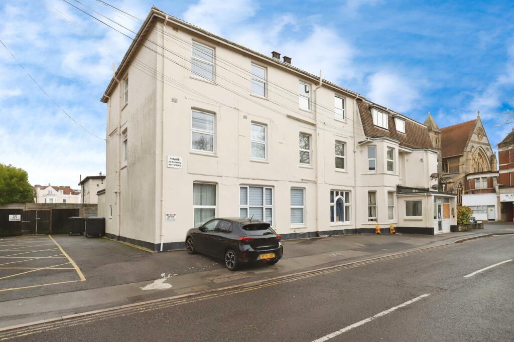 Main image of property: Christchurch Road, Bournemouth