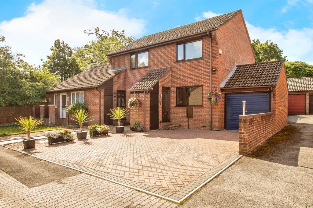 Additional property image - Fryer Close, Bournemouth