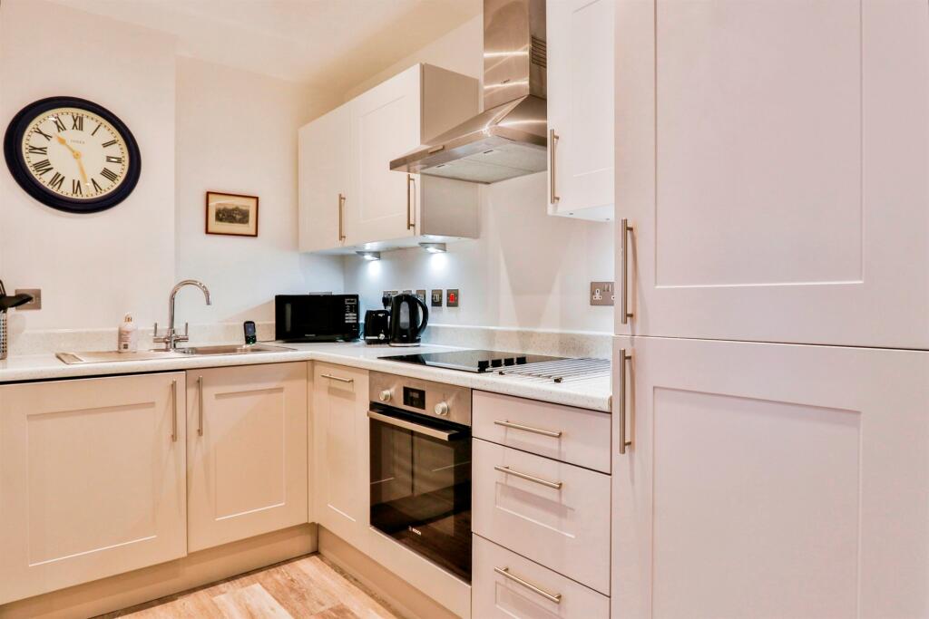 Additional property image - Norwich Avenue West, Bournemouth
