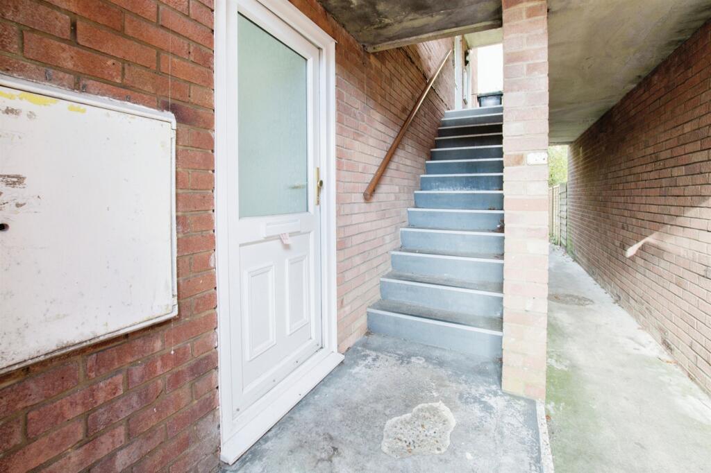 Additional property image - Thames Close, Ferndown
