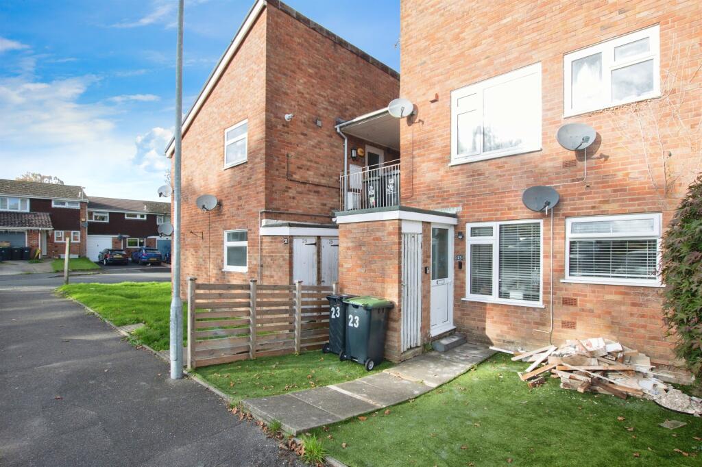 Additional property image - Thames Close, Ferndown