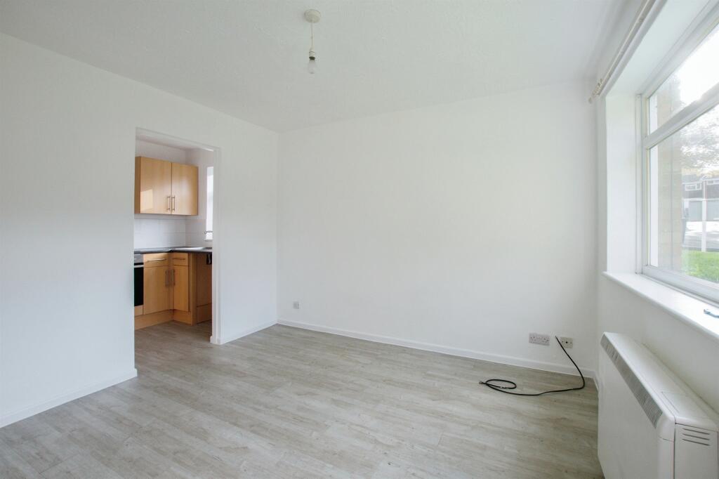 Additional property image - Thames Close, Ferndown