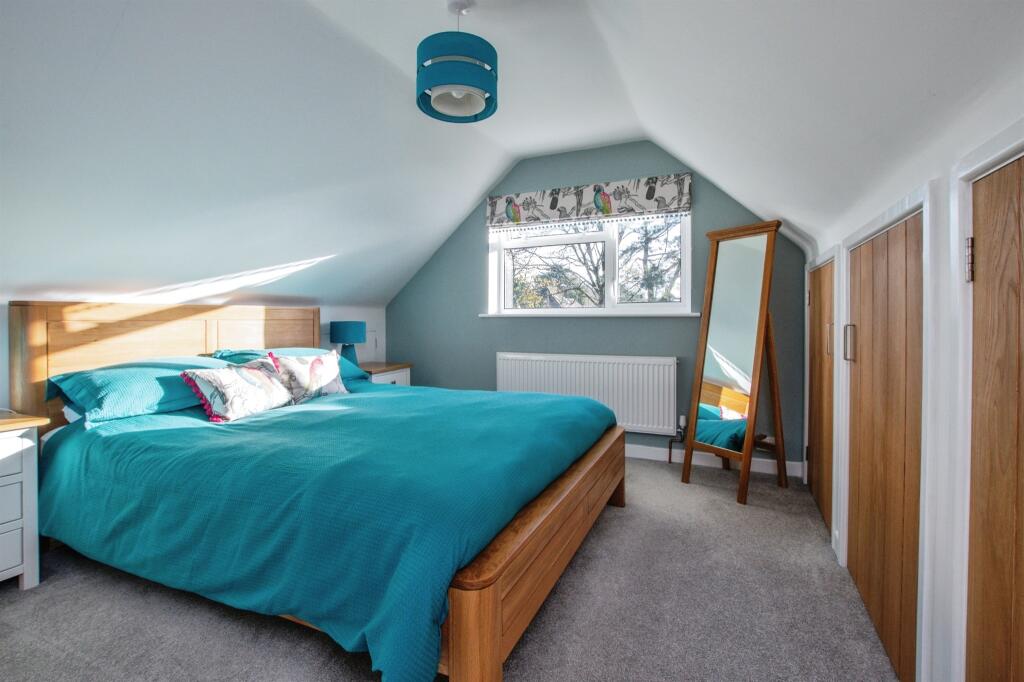 Additional property image - Fernlea Close, FERNDOWN