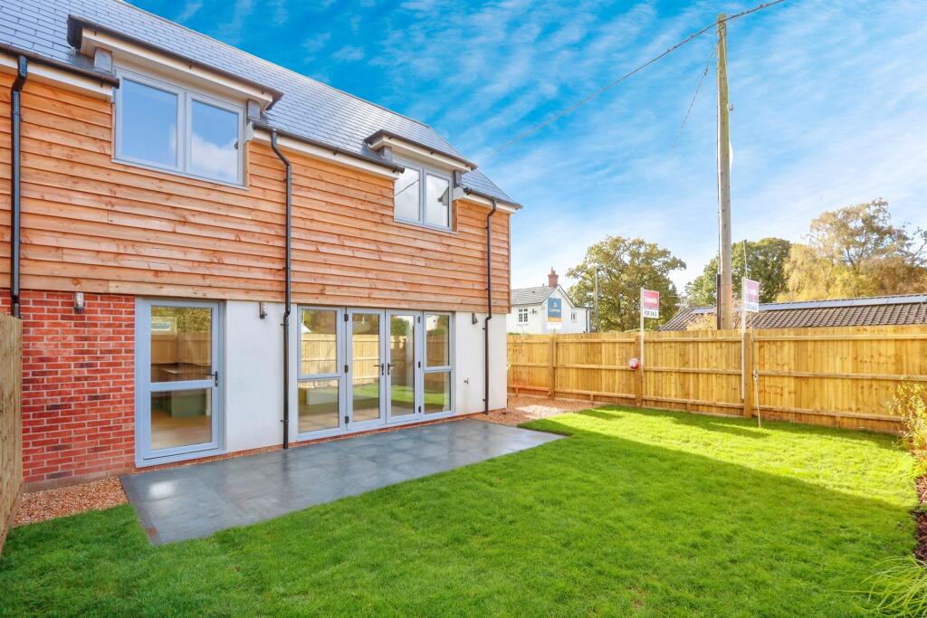Additional property image - West Moors Road, Three Legged Cross, Wimborne
