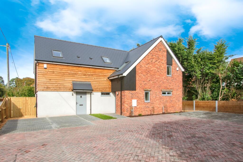 Additional property image - West Moors Road, Three Legged Cross, Wimborne
