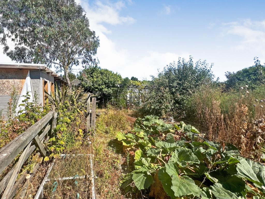 3 bedroom detached bungalow for sale in Ameysford Road, Ferndown, BH22