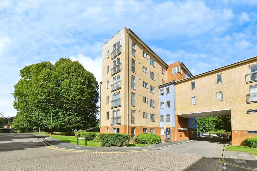 Main image of property: Kilby Road, Town Centre, Stevenage