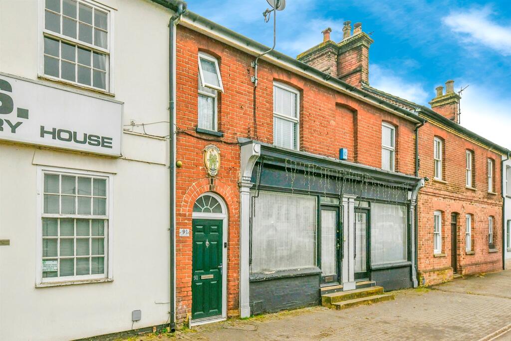 Main image of property: Walsworth Road, Hitchin