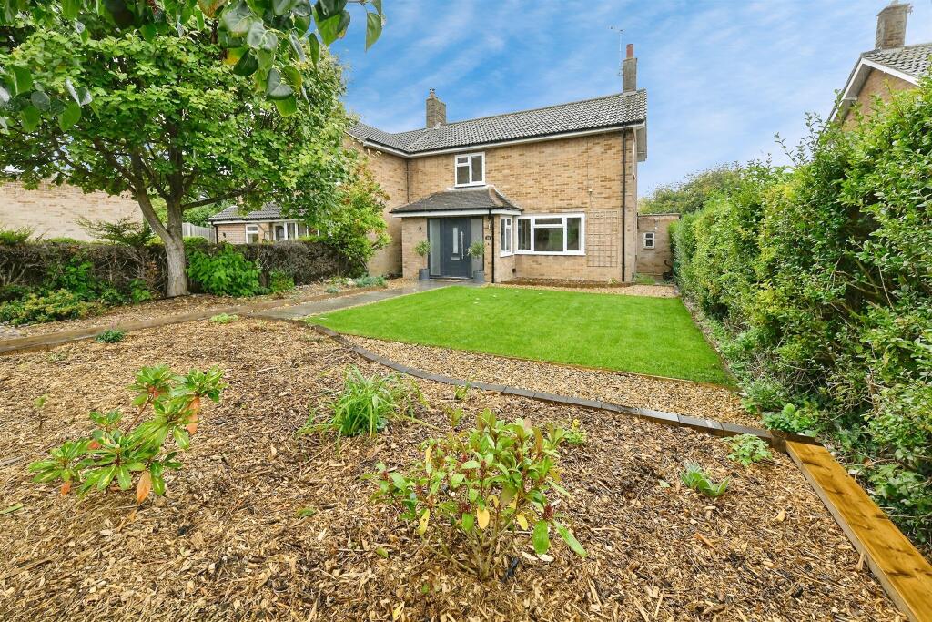 Main image of property: Bradleys Corner, Hitchin