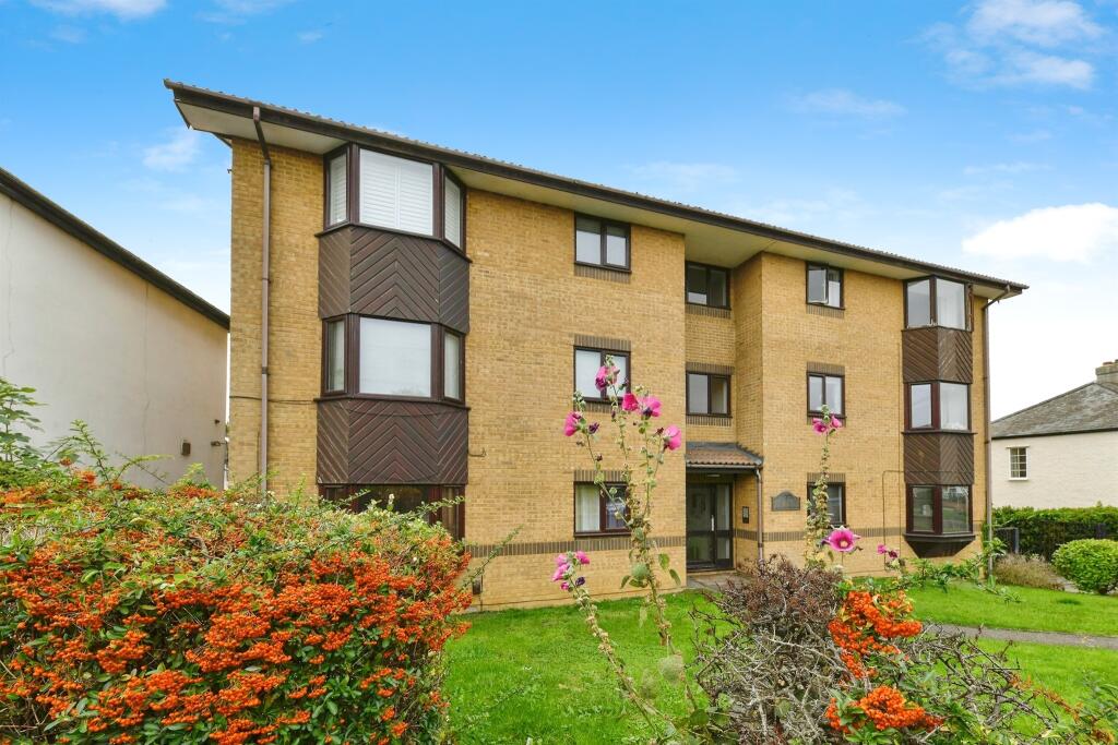 Main image of property: Cadwell Lane, Hitchin