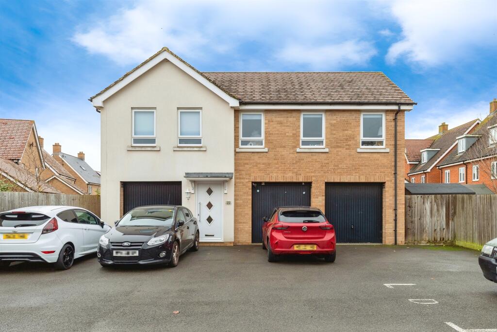 2 bedroom house for sale in Jupiter Way, Biggleswade, SG18