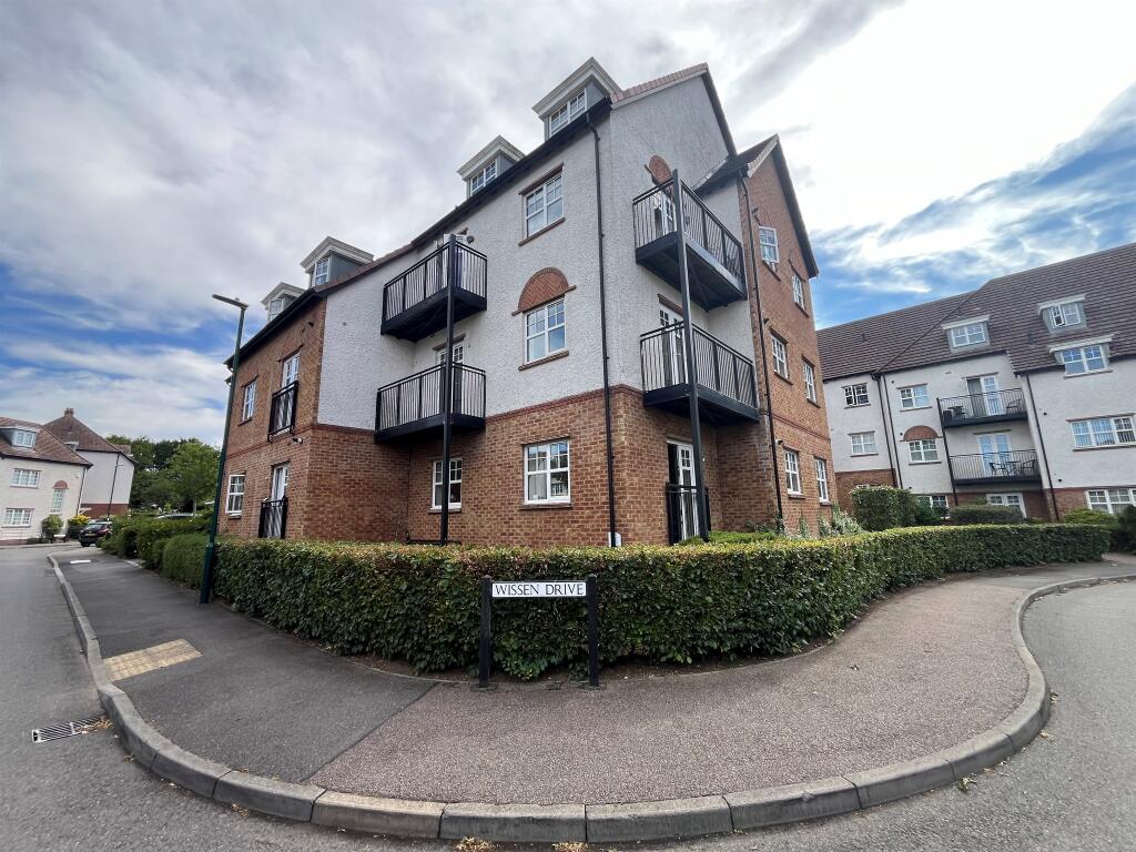 Main image of property: Wissen Drive, Letchworth Garden City