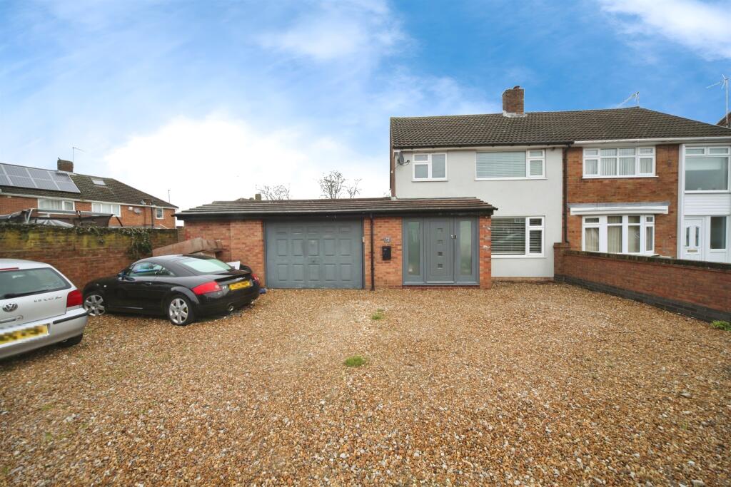 Main image of property: Linden Road, DUNSTABLE