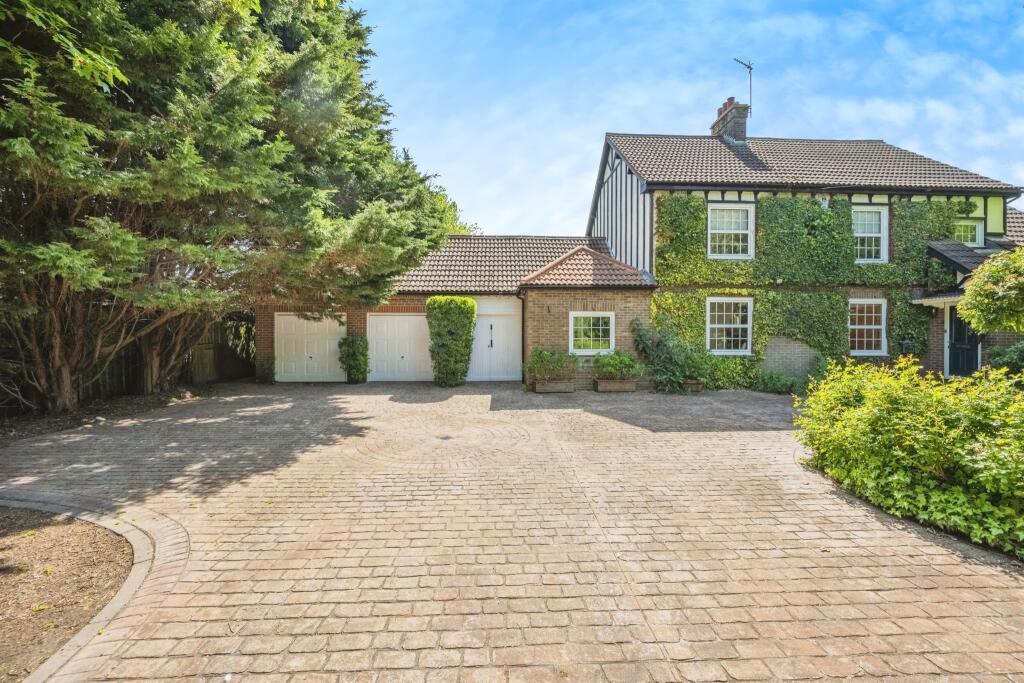 Main image of property: Sundon Road, Houghton Regis, Dunstable