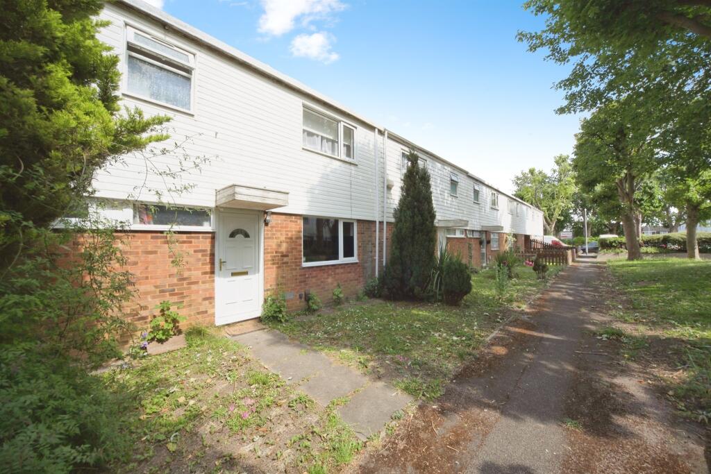 Main image of property: Chelsea Gardens, Houghton Regis, Dunstable