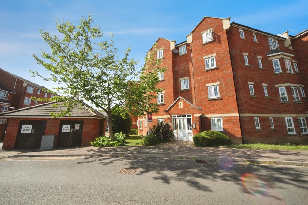 Main image of property: Watling Gardens, Dunstable