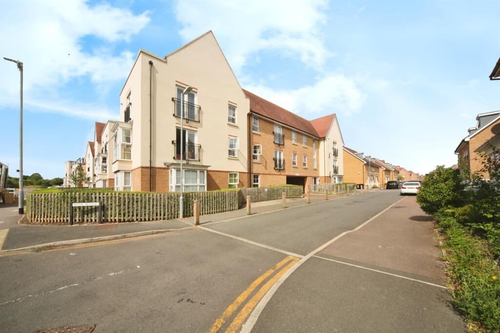 Main image of property: Frenchs Avenue, Dunstable