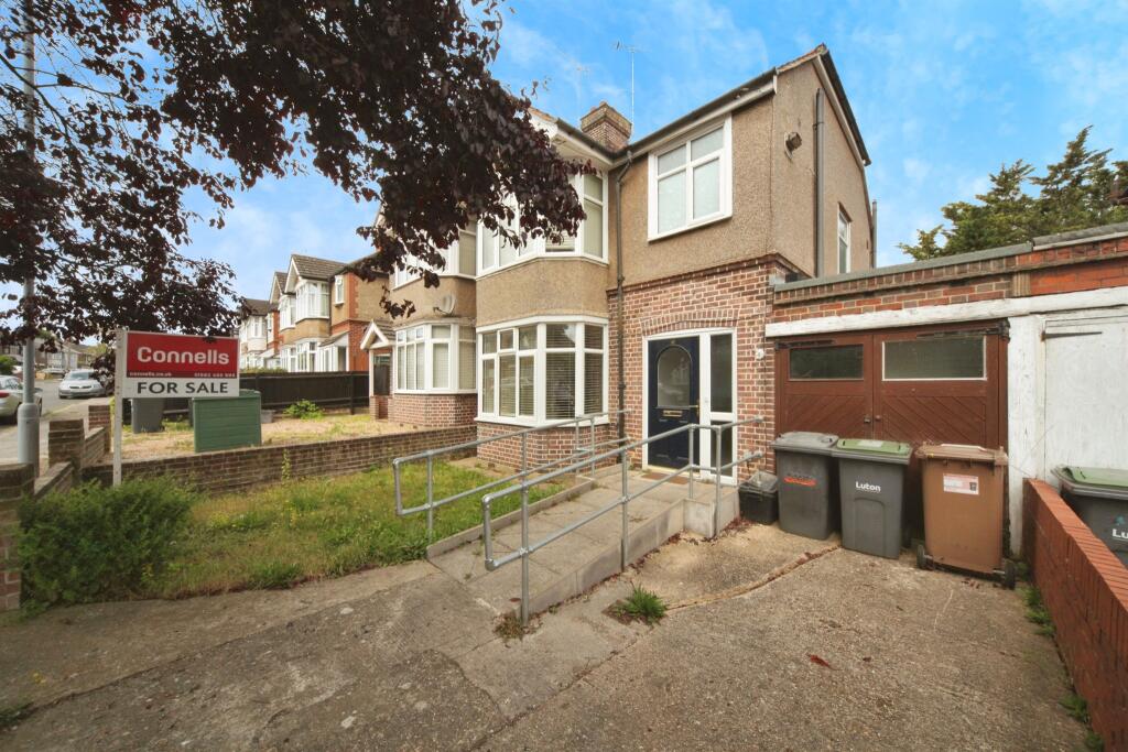 Main image of property: St. Michaels Crescent, Luton