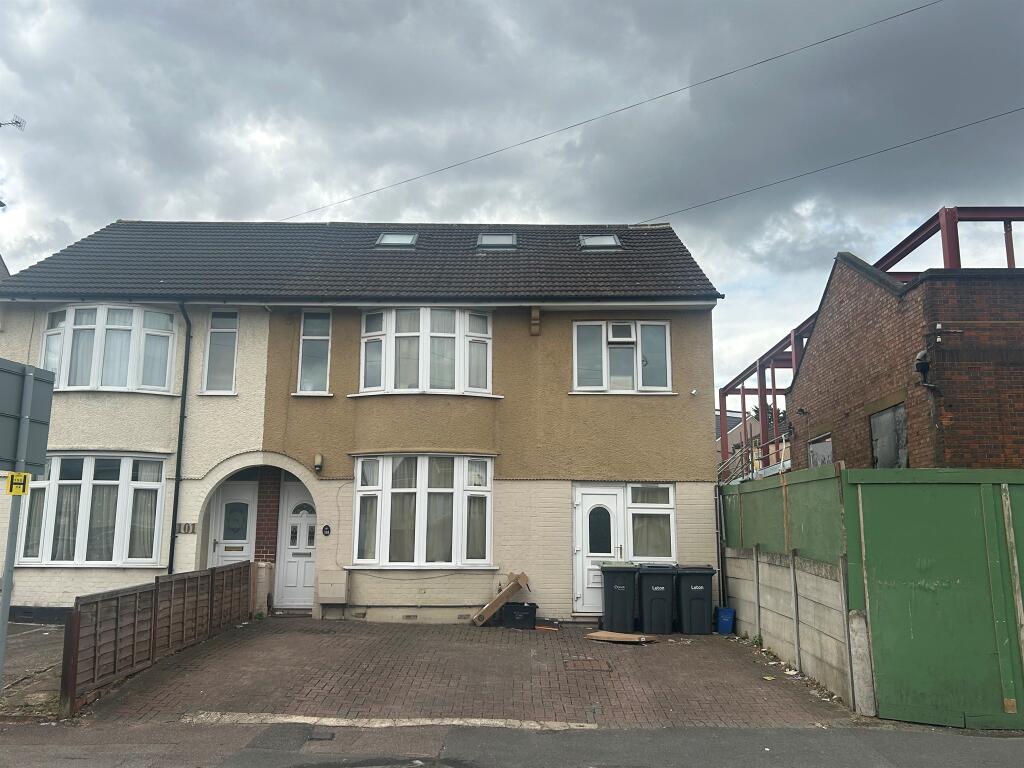 Main image of property: St. Margarets Avenue, Luton