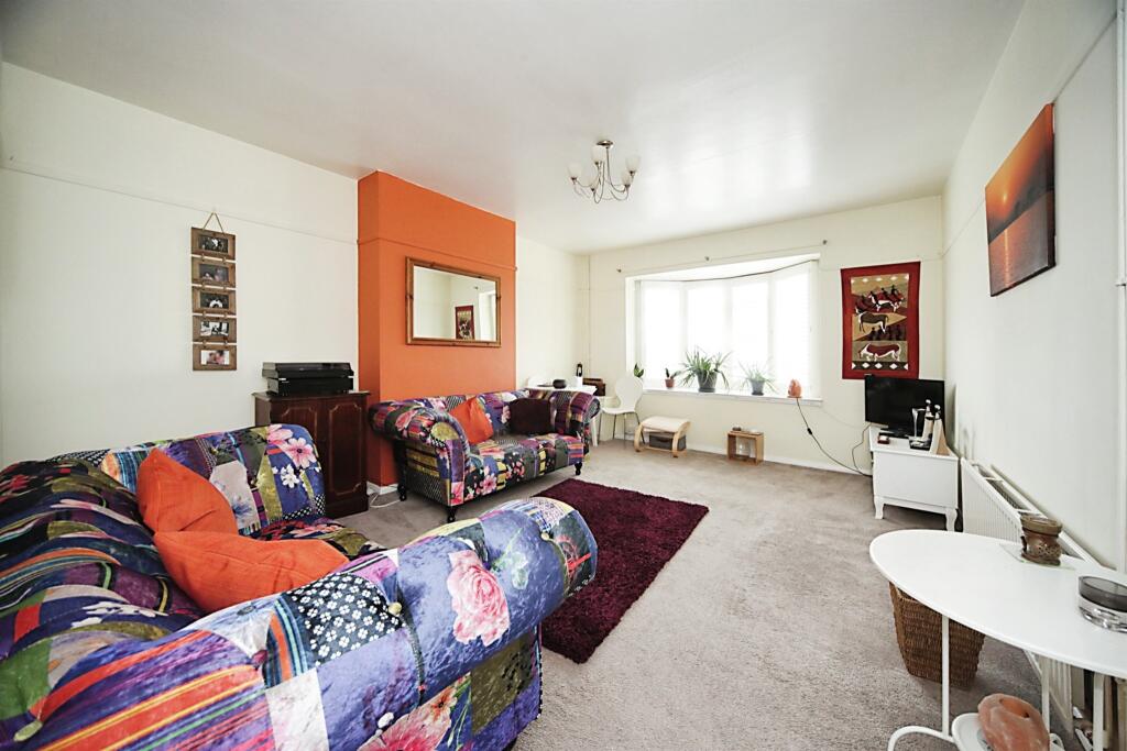 3 bedroom for sale in Croft Road, Luton, LU2