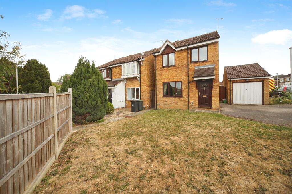 Main image of property: Coltsfoot Green, Luton