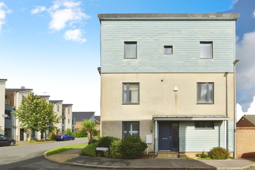 Main image of property: Aran Court, Oakridge Park, Milton Keynes